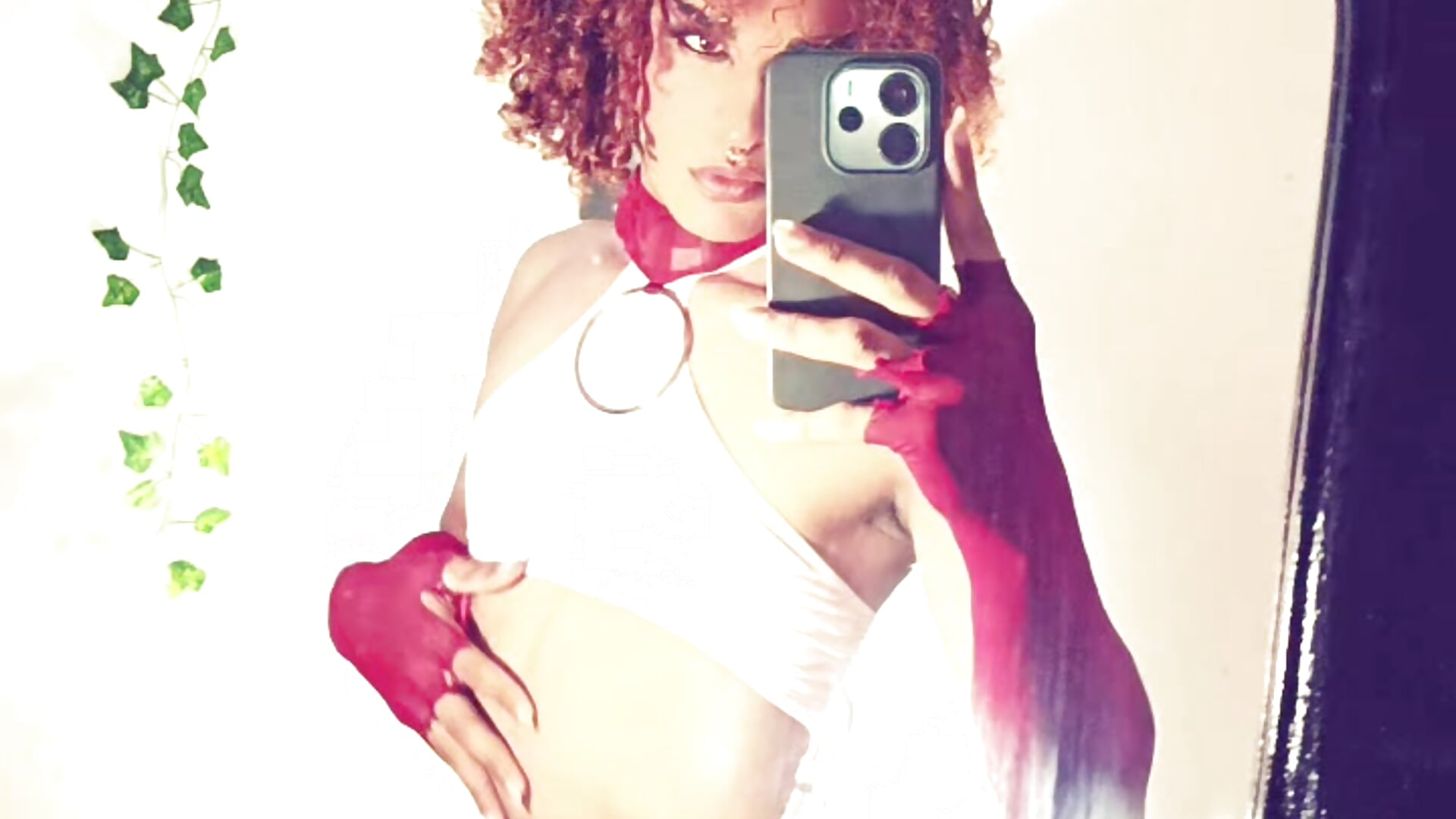 The mirror is hot. 🪞❤️‍🔥 – video af Sexybella_13