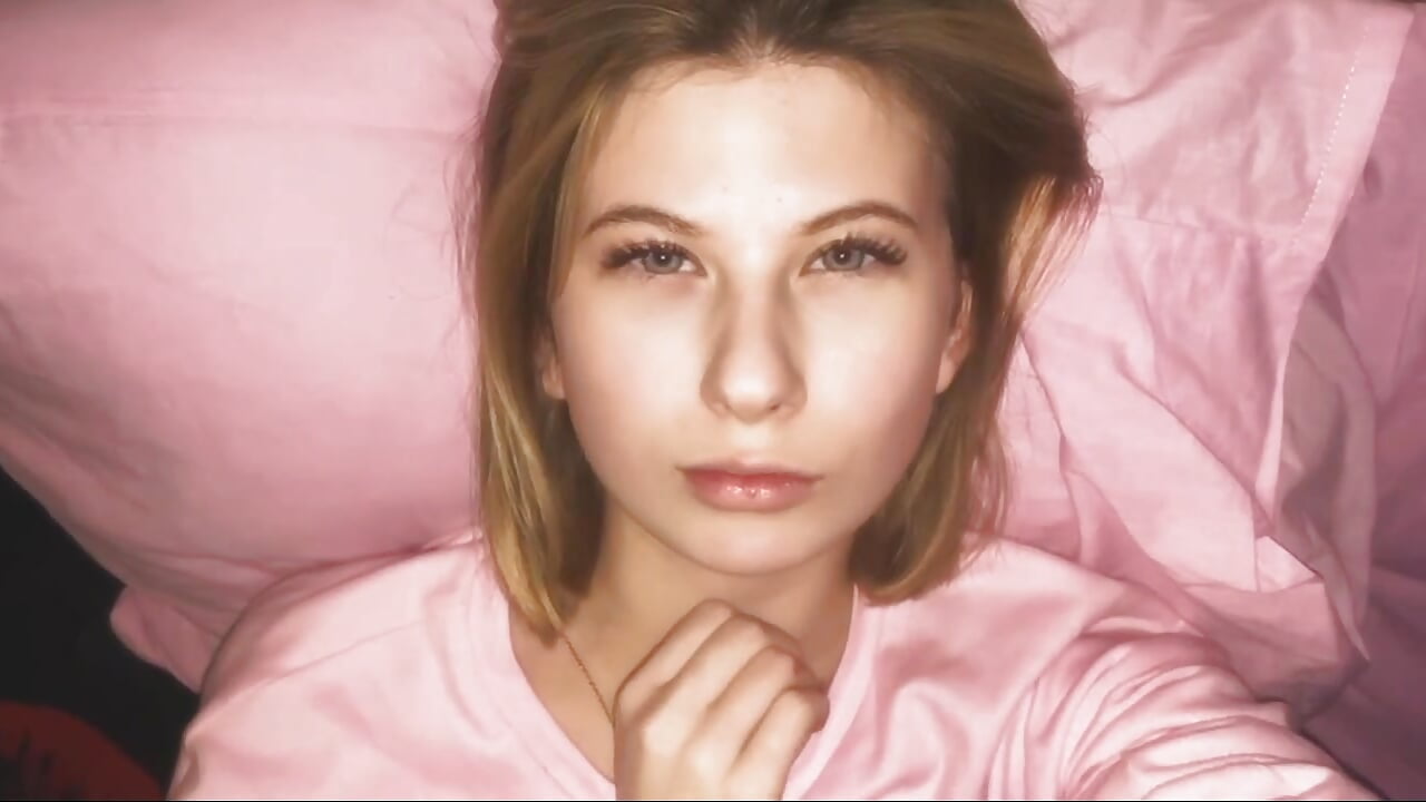 my pretty face ^^ ? - video by YvonneBou cam model