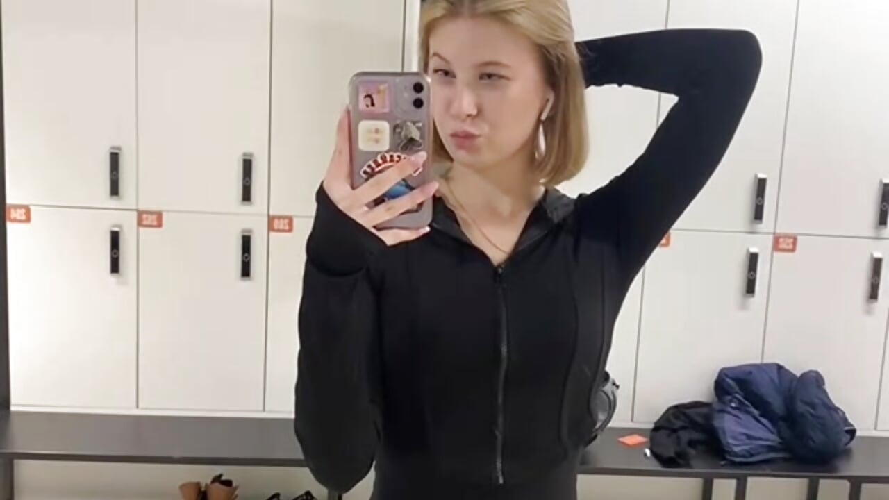 end of my training - video by YvonneBou cam model