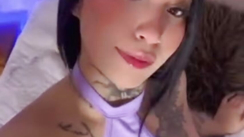 My room is on 🔥 Come in and discover what happens when I close the door... - video by Liathompson_FG cam model