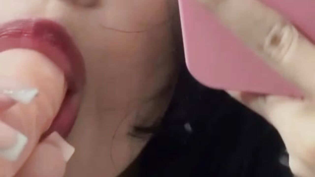 😈😈 – video od webkamerové modelky TOOKIOG_