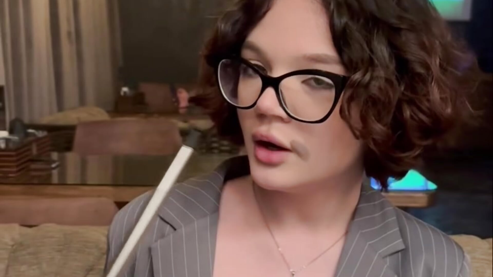 Smoke with me <3 - video by Sweety_cheeky cam model