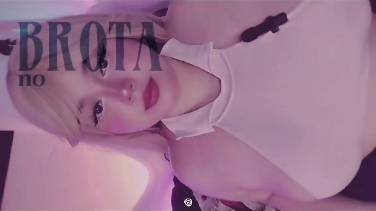 Hi baby 🤭 - video by Lilith_Rouge cam model