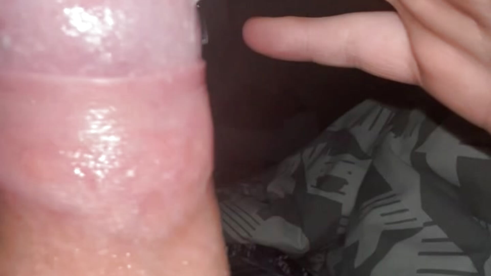 FE54D207-F70B-4F28-BF35-F91D01FCE0CA - video by BigLee999 cam model