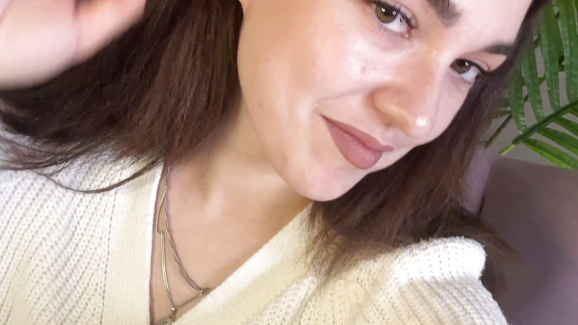 Me :3 - video by EleneGroder cam model