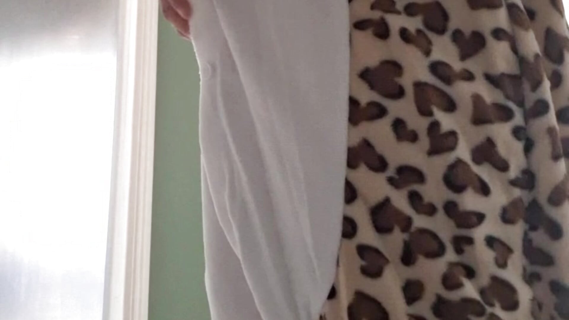 Cosplayer getting hot - video by CuteDaddy92 cam model