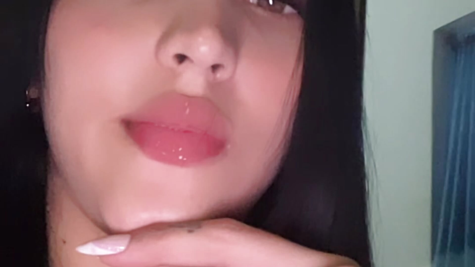 EA6D40CB-AD3A-4AA0-AA80-353AA0129F04 - video by sara_1503 cam model