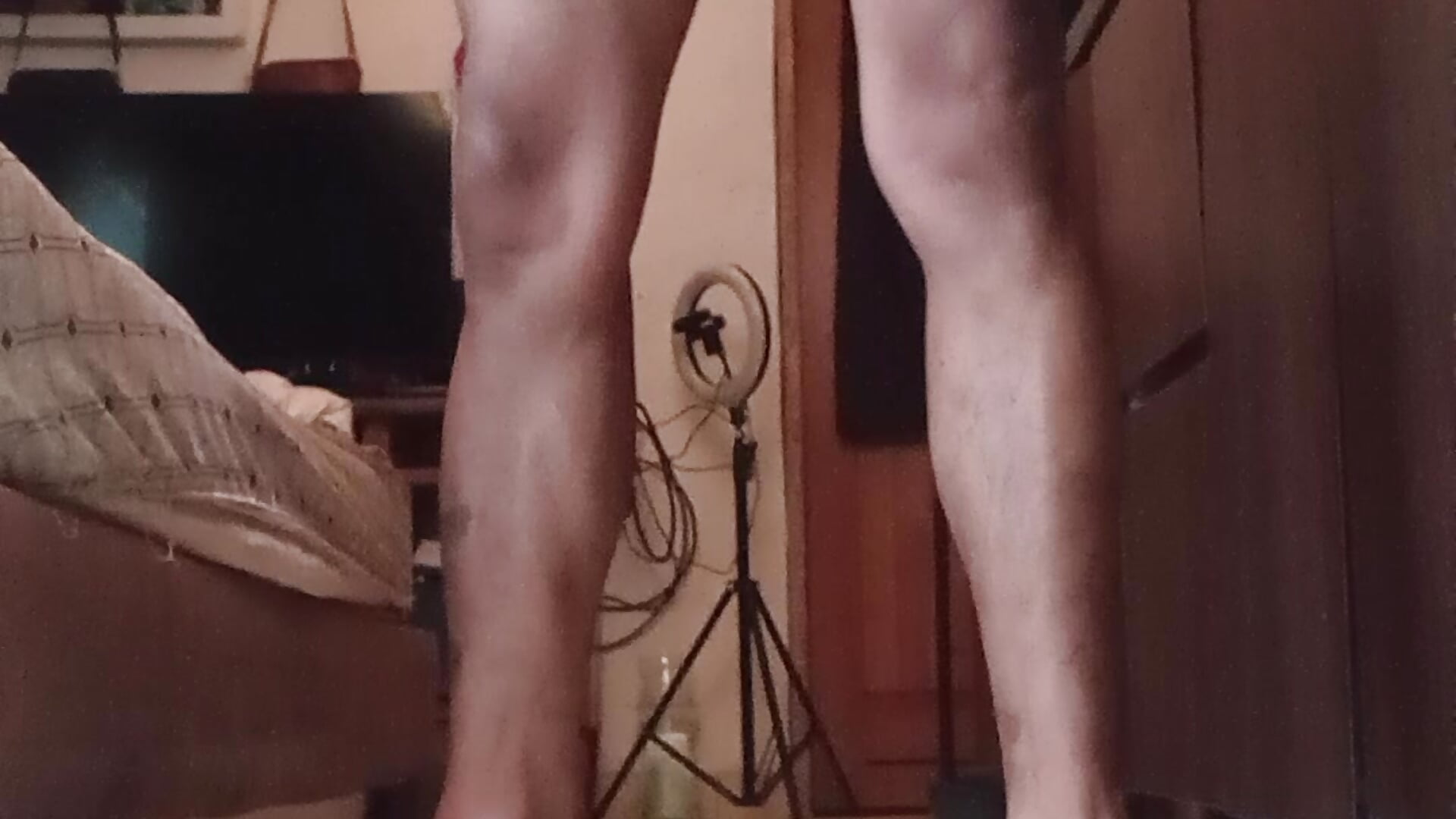 12131.mp4 - video by JoshuaVergon cam model