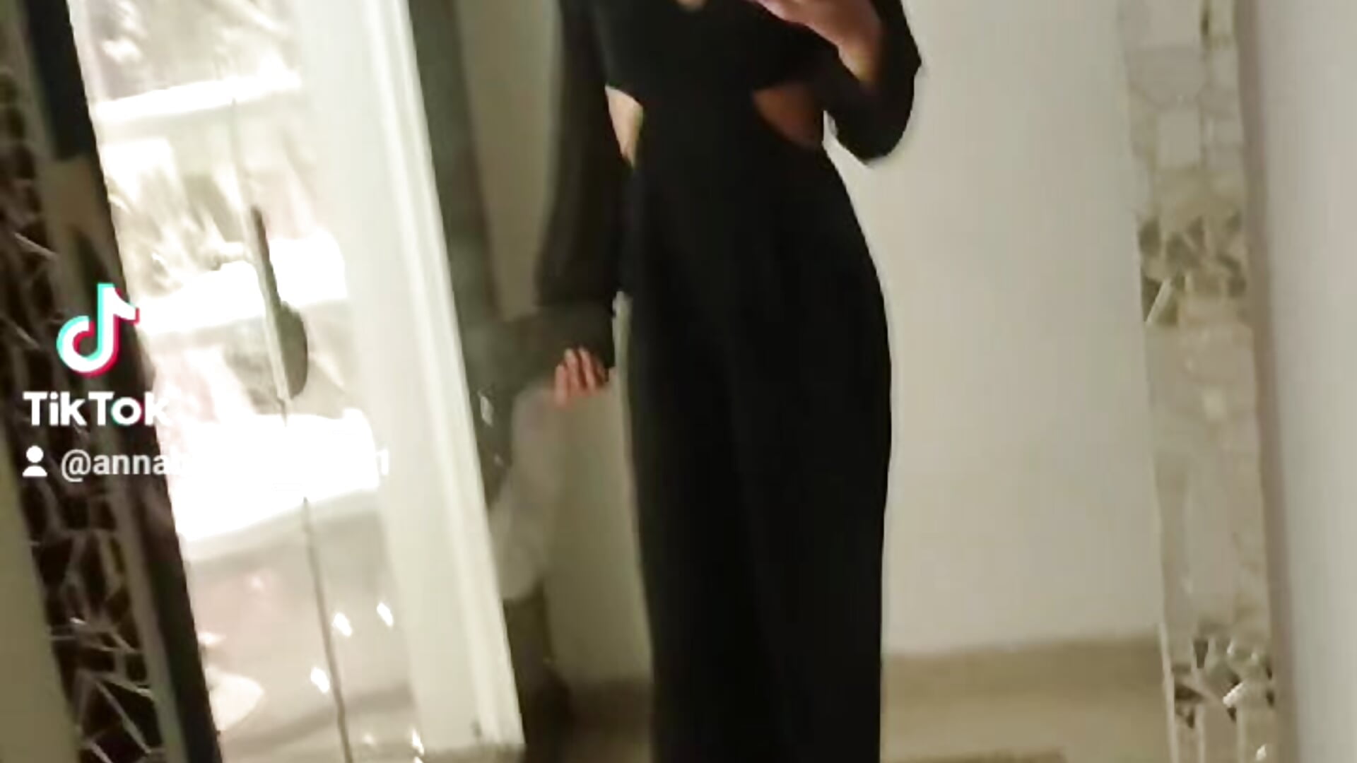 Es El ÑAWWN.....😍🌸👸 - video oleh model kamera AnnaRouseQueen