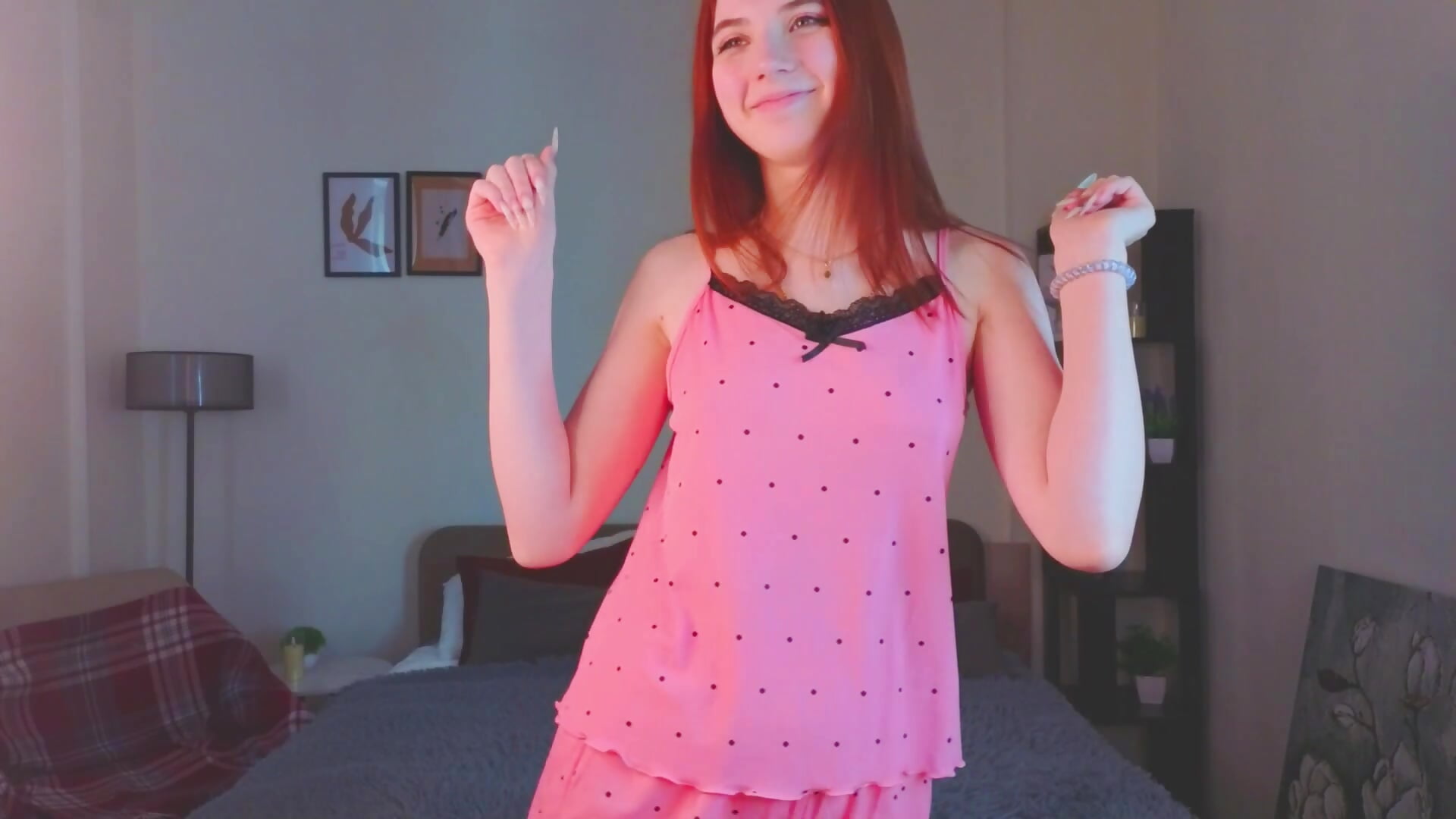 mood vid - video by UteKoelsch cam model