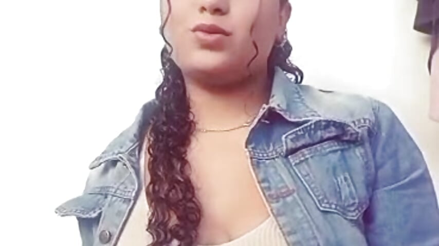 31383db9-56b8-4b28-b54e-c04632e71035 - video by CurlyAliccia_ cam model