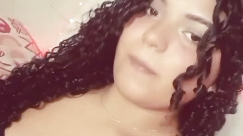 bd3d064d-56ce-4c7b-8991-22c1e2e7d5c8 - video by CurlyAliccia_ cam model