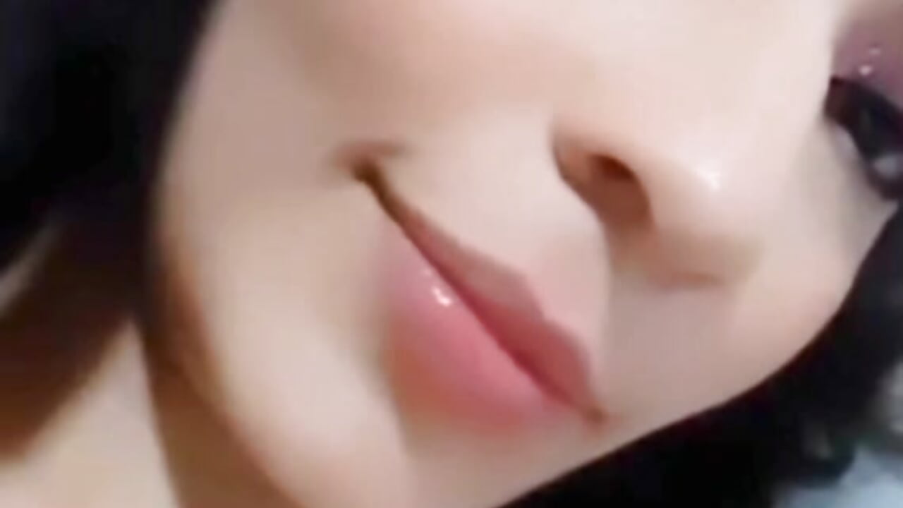 Miss ✨🧚 - فيديو من Vianca_Costt موديل الكام