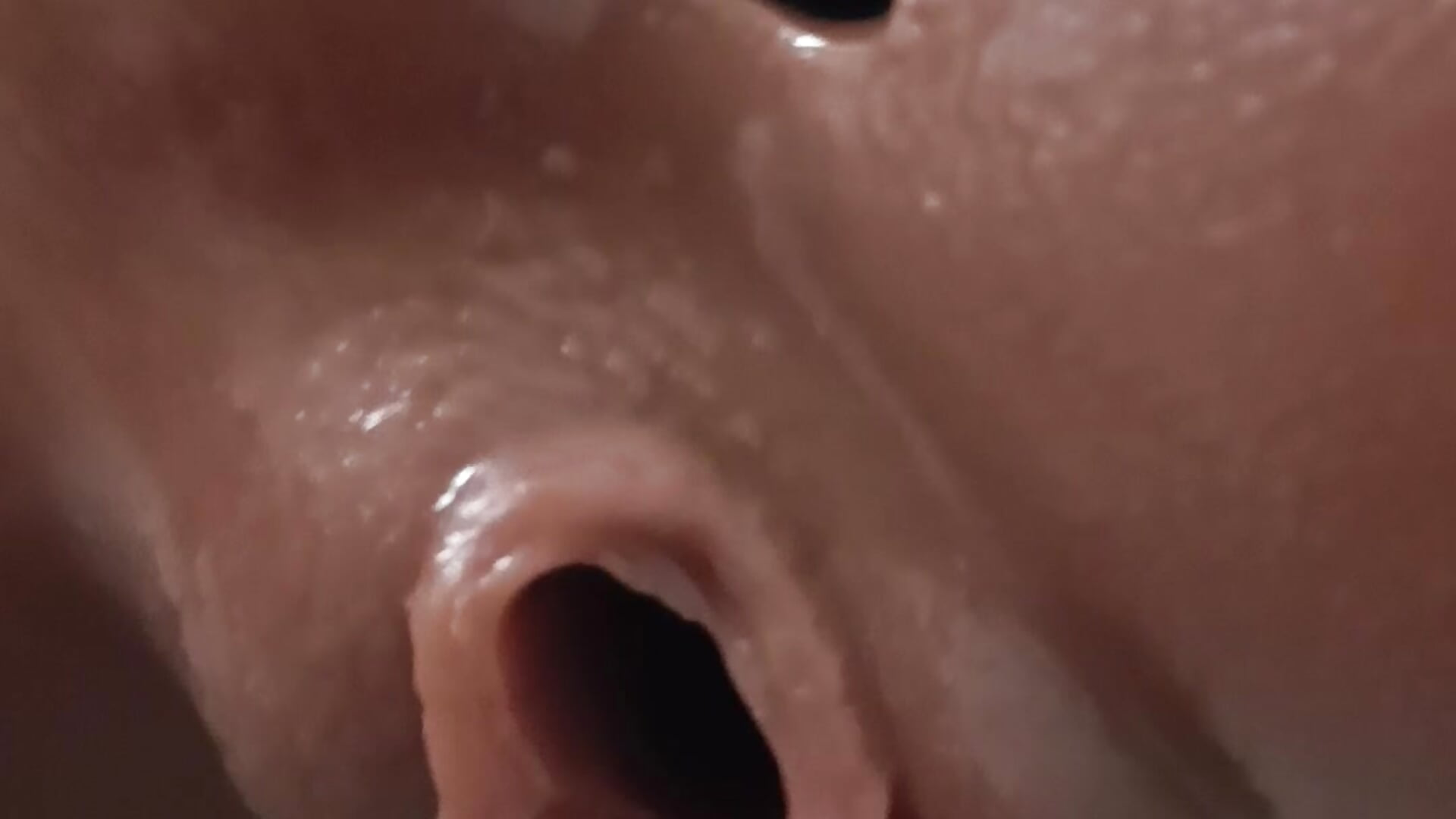 😋 - video by Spanish_Milk cam model