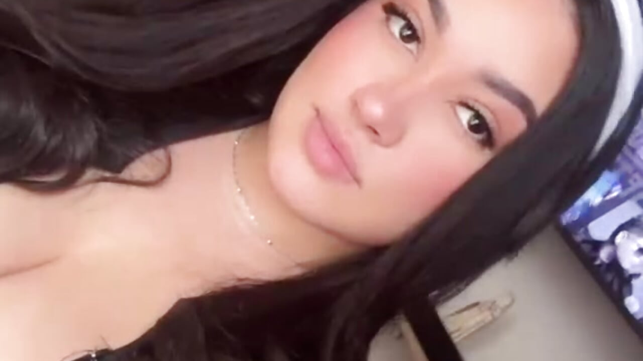 bright eyes - vídeo de la modelo de cam cristal_kane