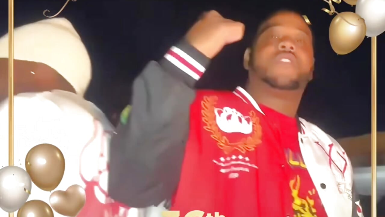 35 cakeday - vidéo du modèle de showcams CrookedBeaut