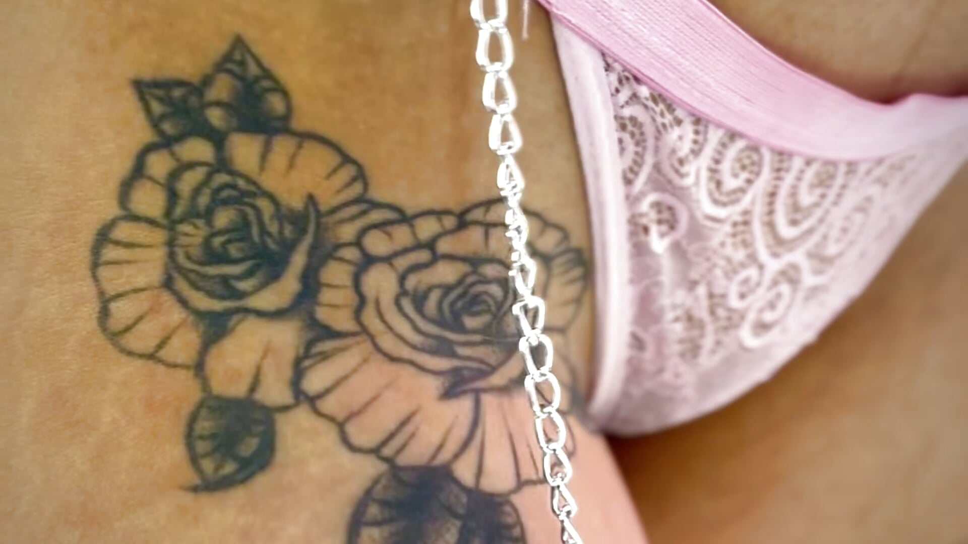 Tatto - video by Yeeeiii cam model