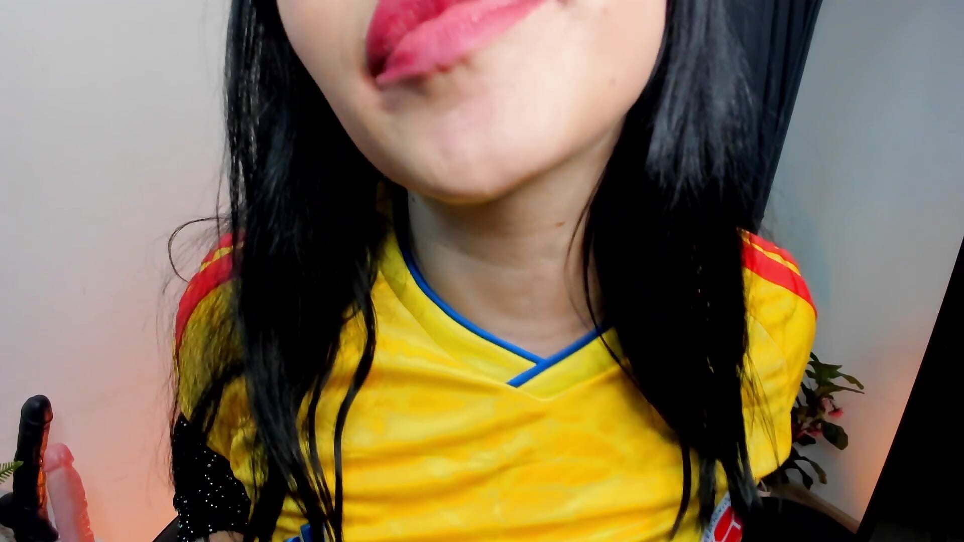 Soccer Show - video by Dakhota_Rouge cam model