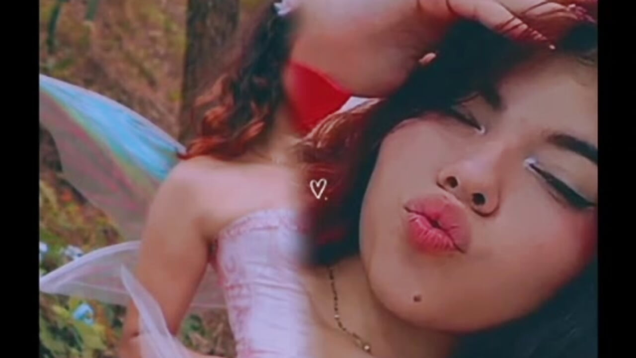 🪷 - video by evelyn_horny_ cam model