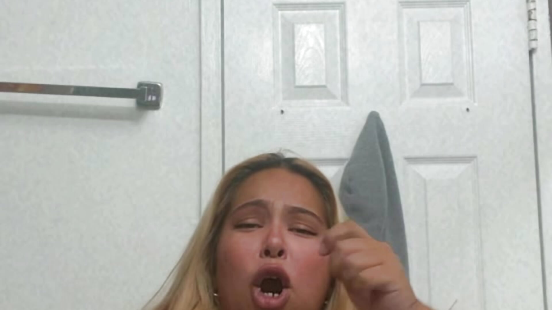 Almost slipped - video by BiigMAMA_2025 cam model