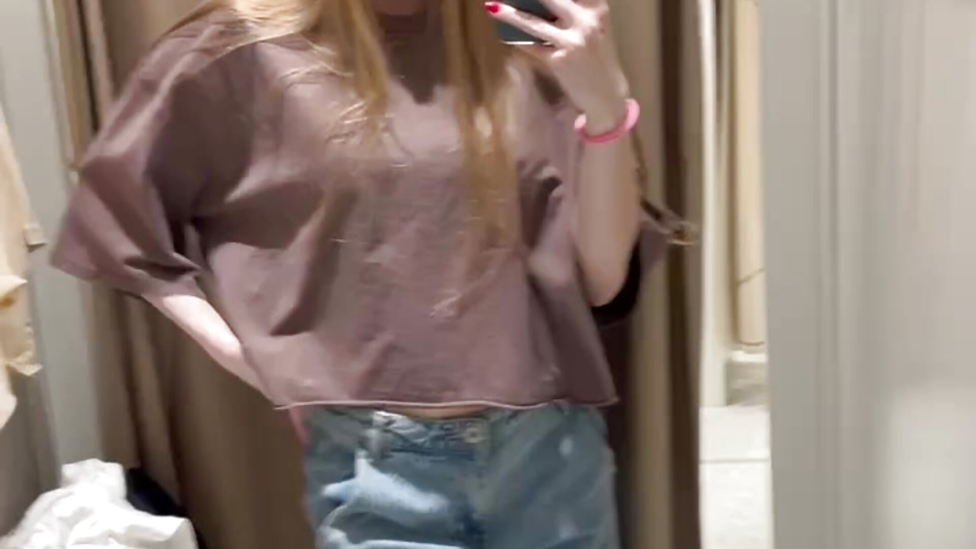 (>_<)v