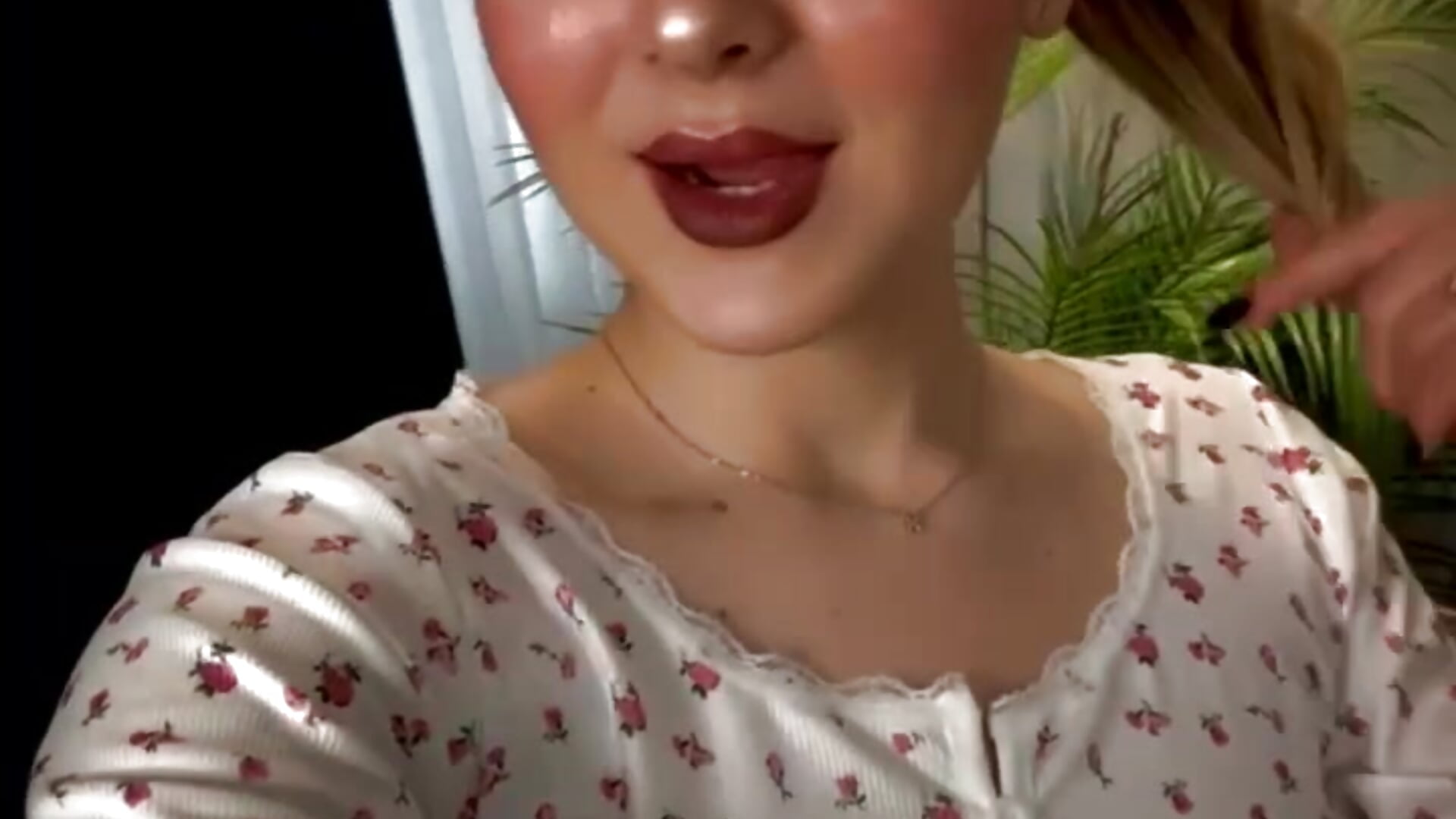 Hi hi <3 - video by EmilyVale cam model