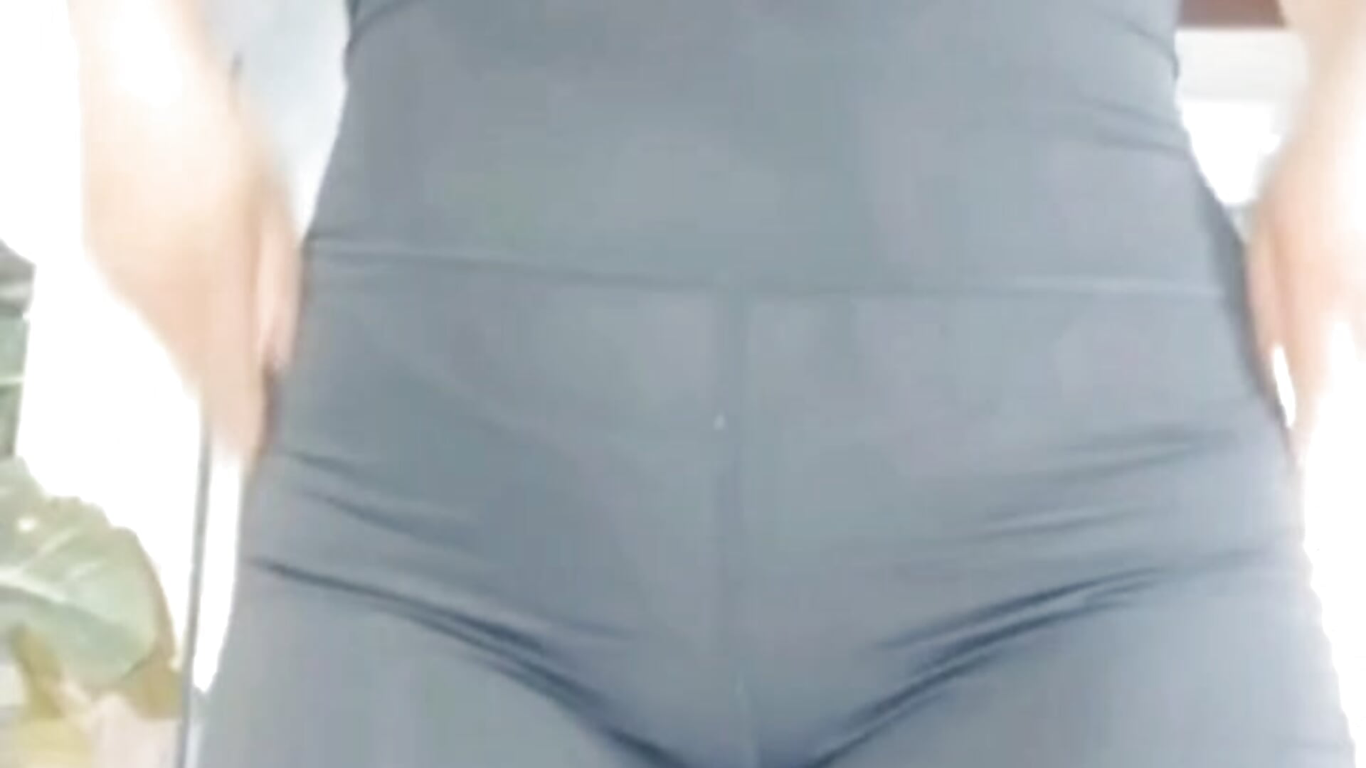 Bouncy sexy body 🔥 - video av Hannapret__ cam-modell