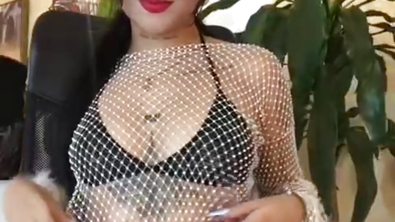 Shiny Goddess • Glam mood & magic 😍😘 - video by GalaTaylor cam model
