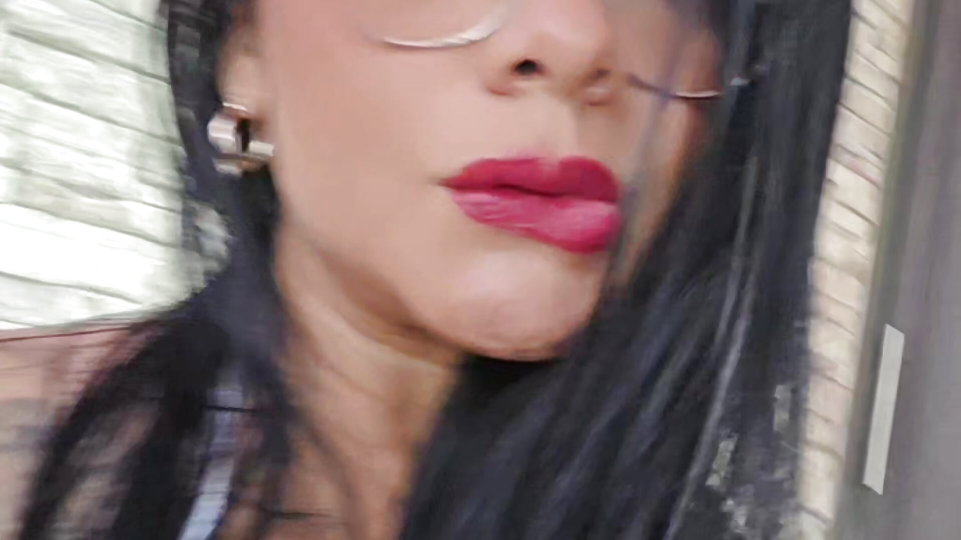 Besito de buenos dias  😘  🤍💥 - 視頻由 sofiaalarson 主播提供