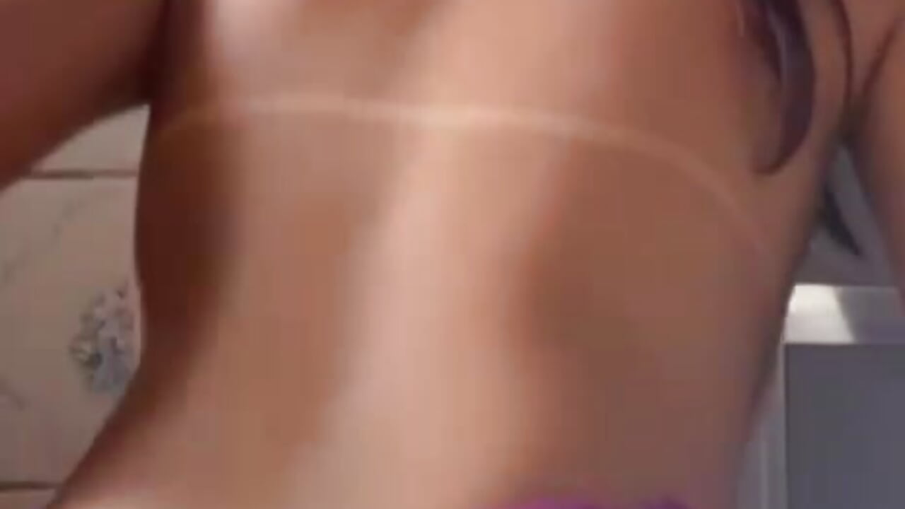 0c96e697-e430-484a-97ae-93ac6c0ac7da - video by ManuCortez cam model