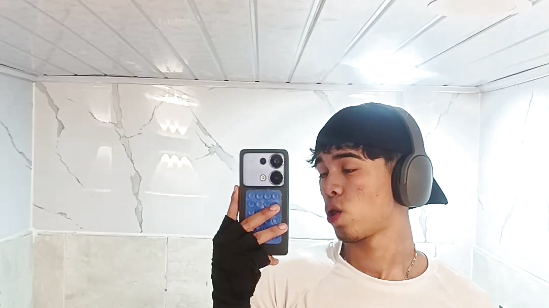 En el gym – video af Ashton__Montana cam-model