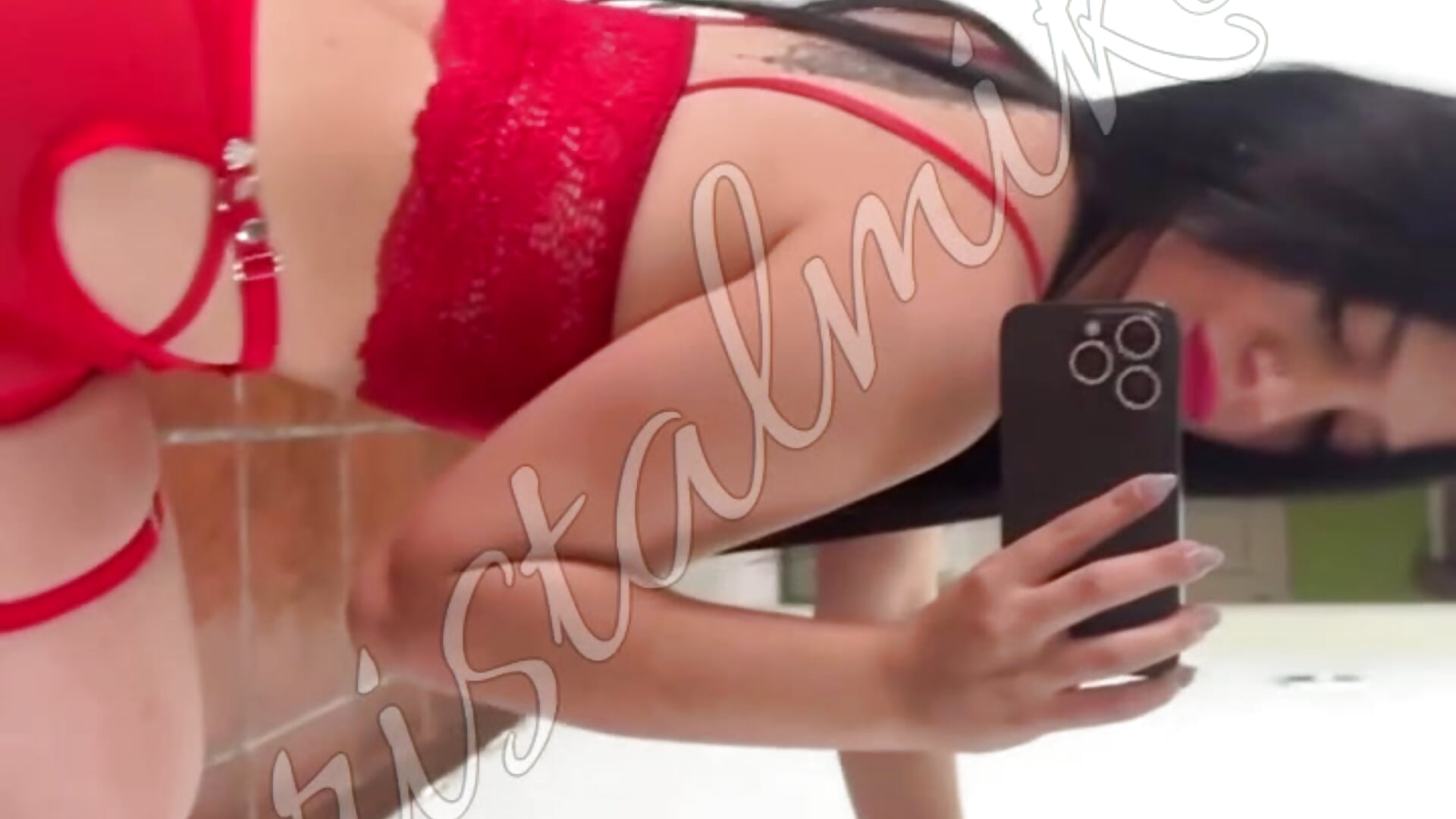 Rojito pasión ❤️‍🔥 - video by crisytut cam model