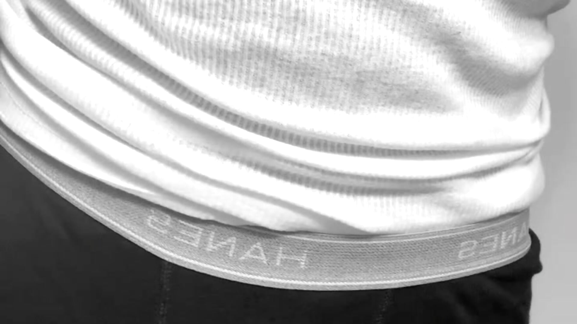 Looking tease - video by Mr_Sirthedom cam model