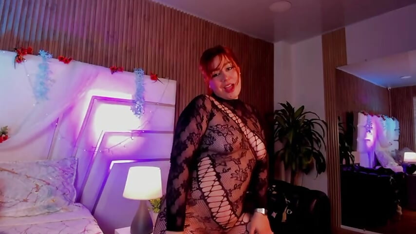 Dance sexy 🔥 - video by AdelaTaylor_ cam model