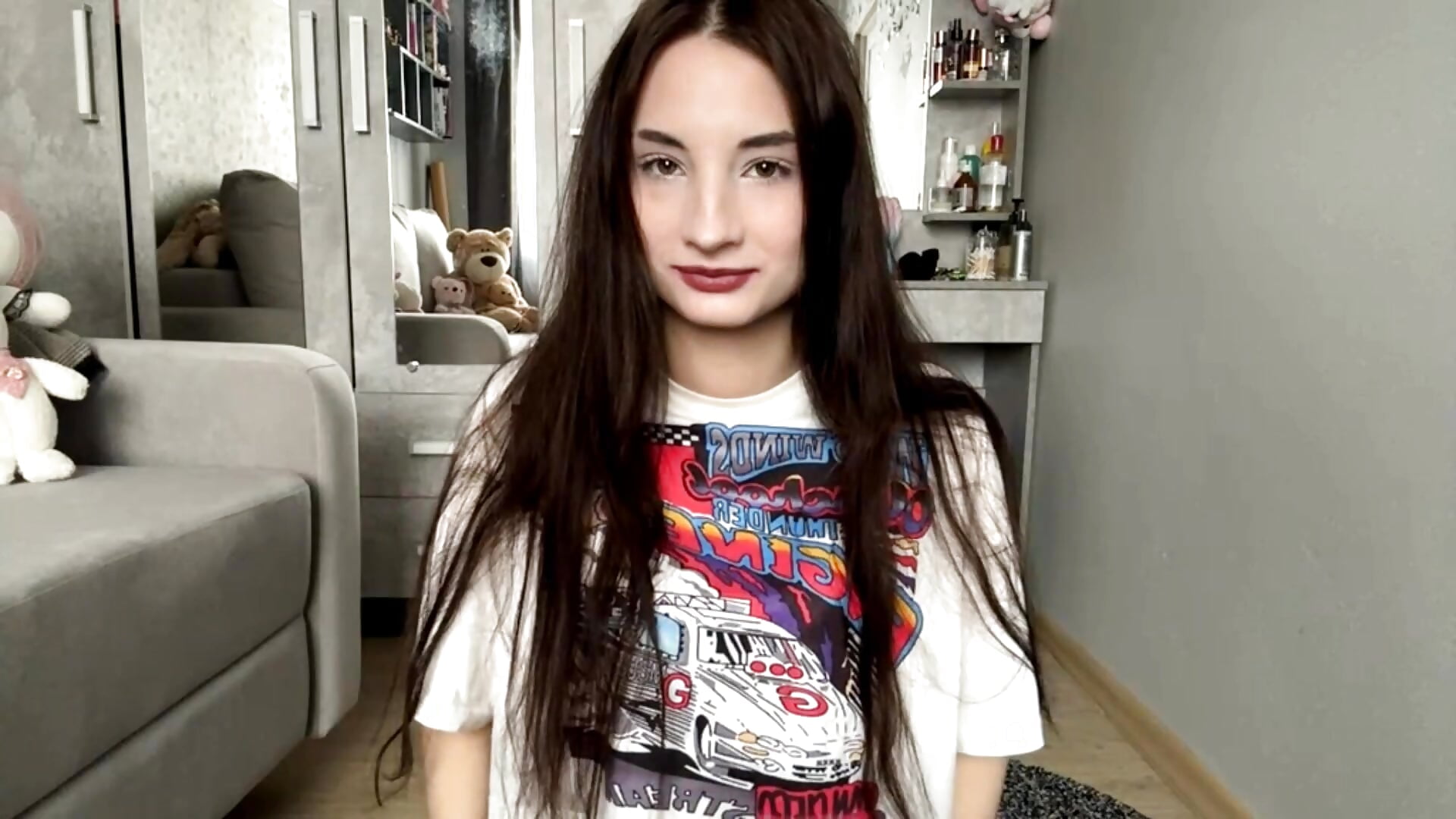 The art of being yourself - video by MoriahLinder cam model