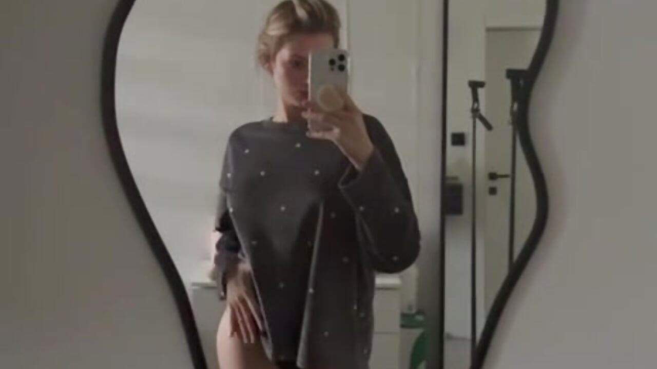 Dance - video by lolly_dollyyy cam model