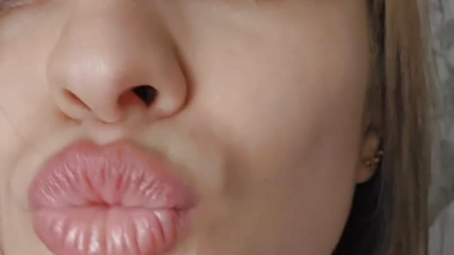 Hey! I m Liza - video by ur_shy_bambi cam model