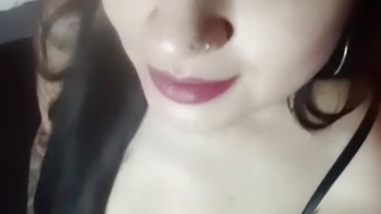 WhatsApp Video 2025-11-10 at 10,02,47 AM - video by Scarlet_Desire cam model