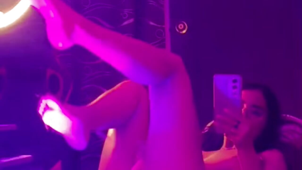 ♥♥ - video by lily_beet cam model