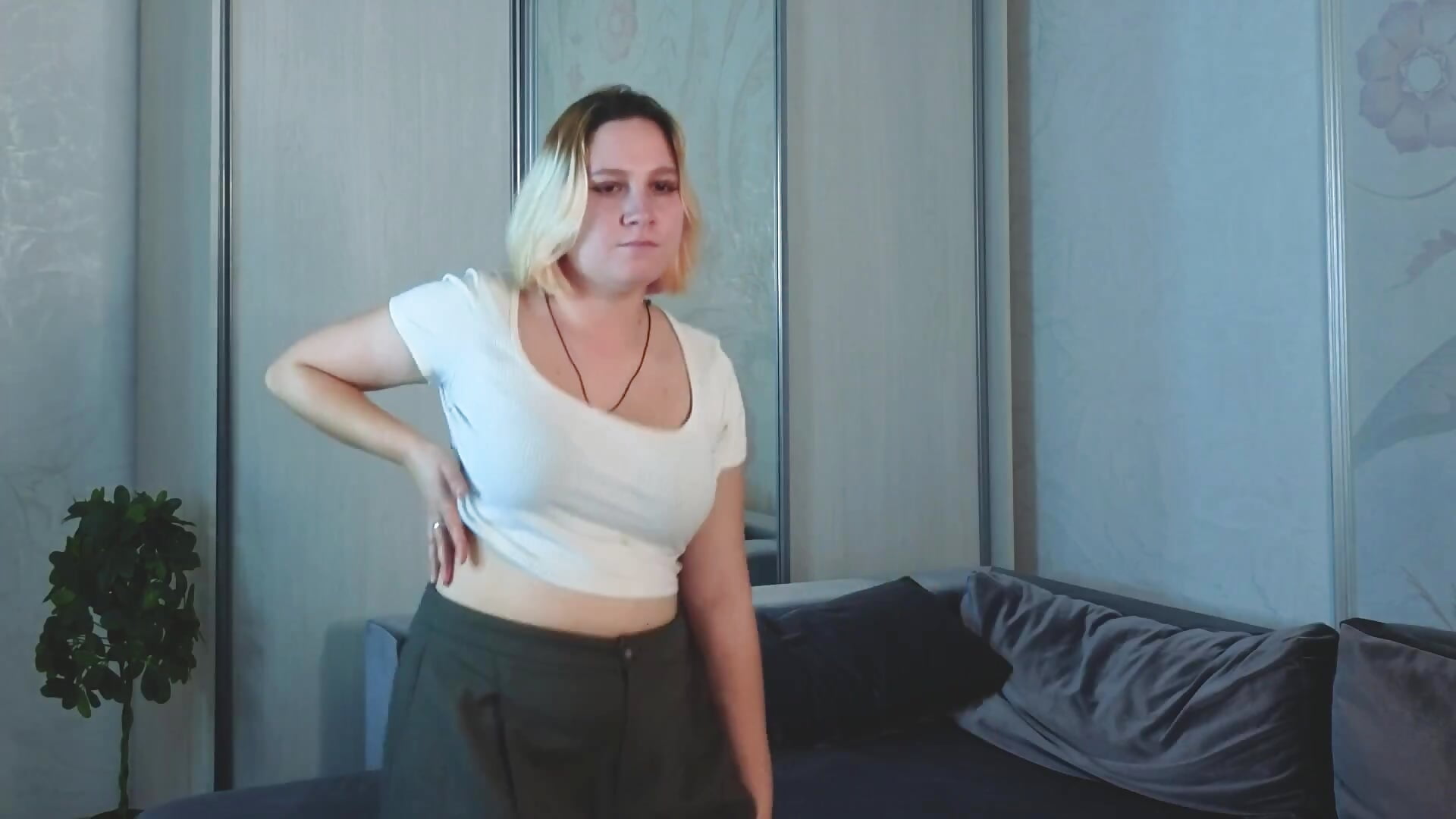 dance dance ! - video by SecretVenom cam model