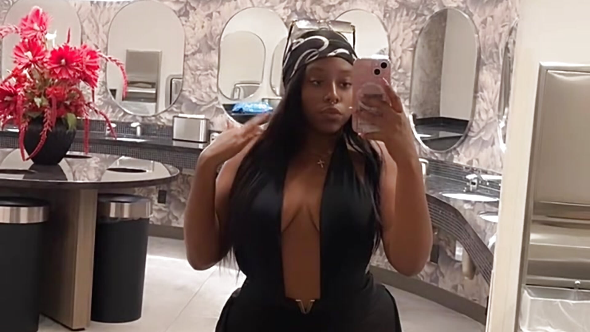 f834c6e1de994819a272d85a8678ef51 - video by TheFuckFairy cam model