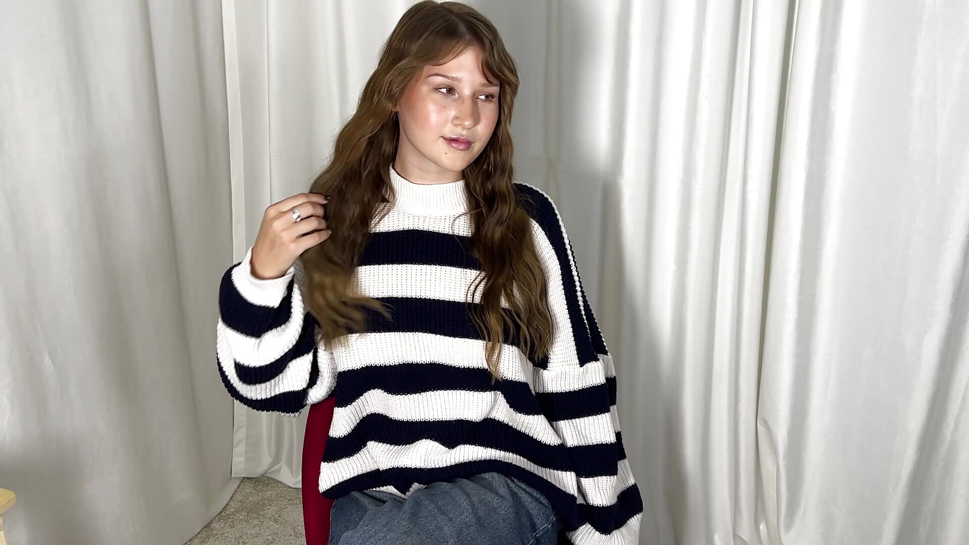 u like my outfit / - video by YeeVella cam model