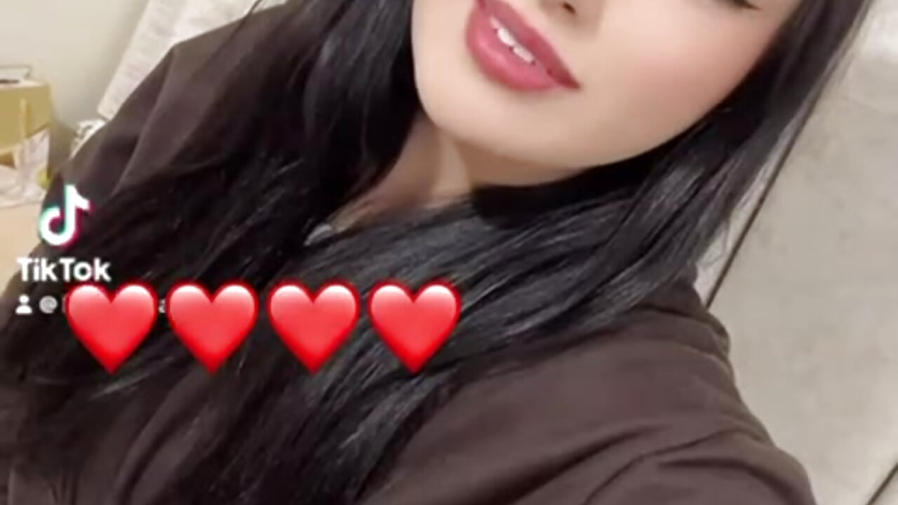 Sexy Girl 👄 - video by sarah_rouse_t_ cam model