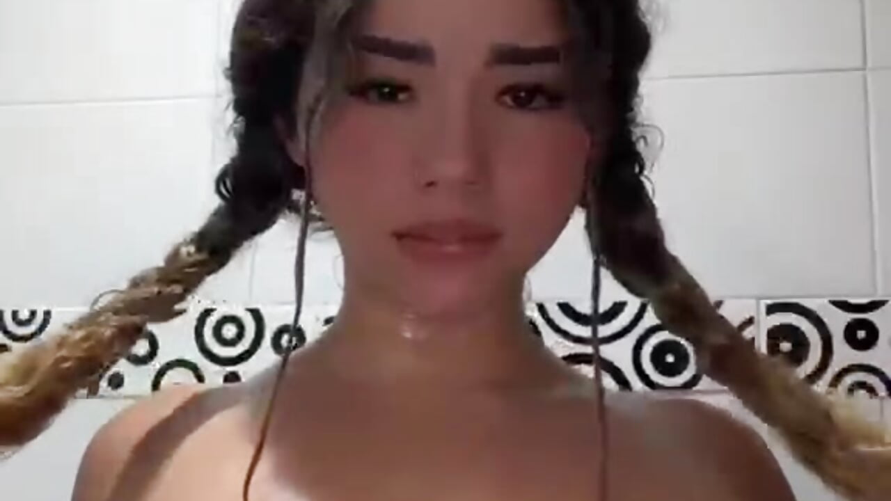 mmmm the oil on my tits is so delicious ✨ - video by Anastasia_gb cam model