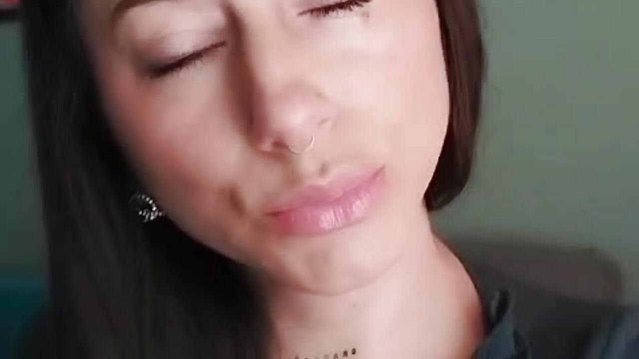 Cute 🩷 - video di Samantha_curvy1 modella di cam