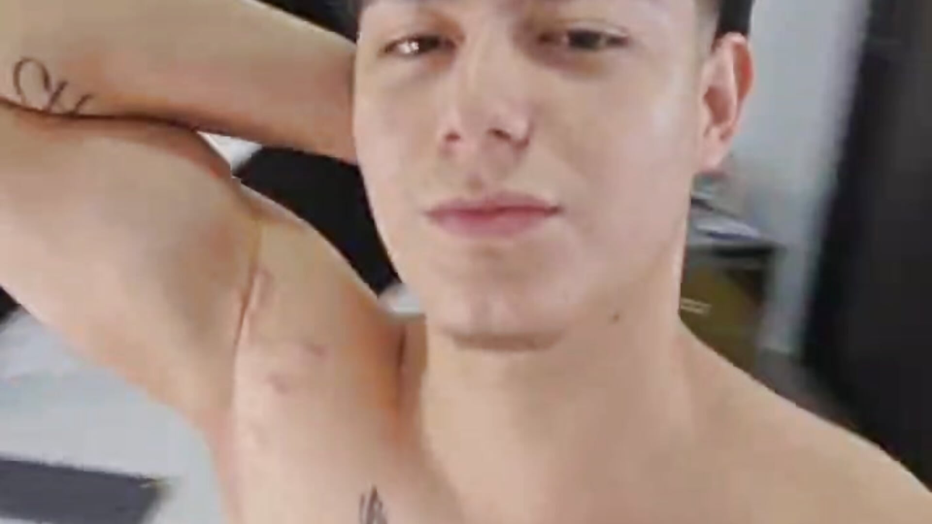 Come with me 😏 - video by MaxxiCruzz cam model