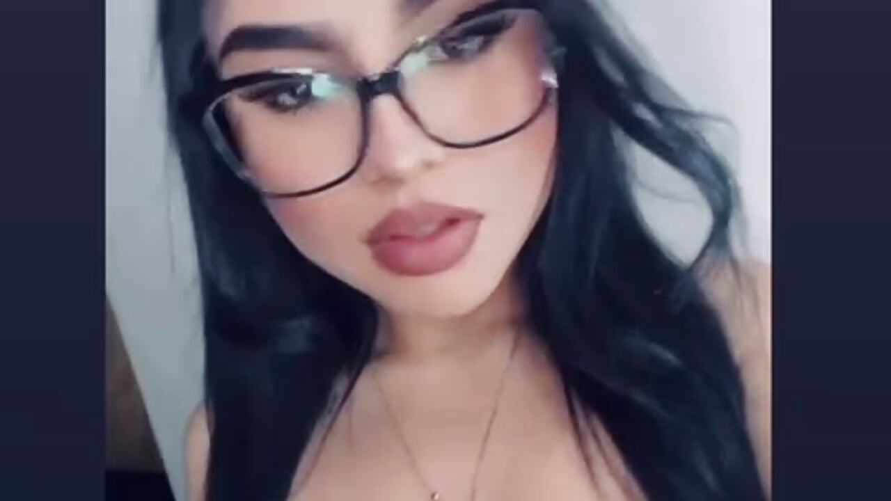 Sexy girl - video by agata_Anderson cam model