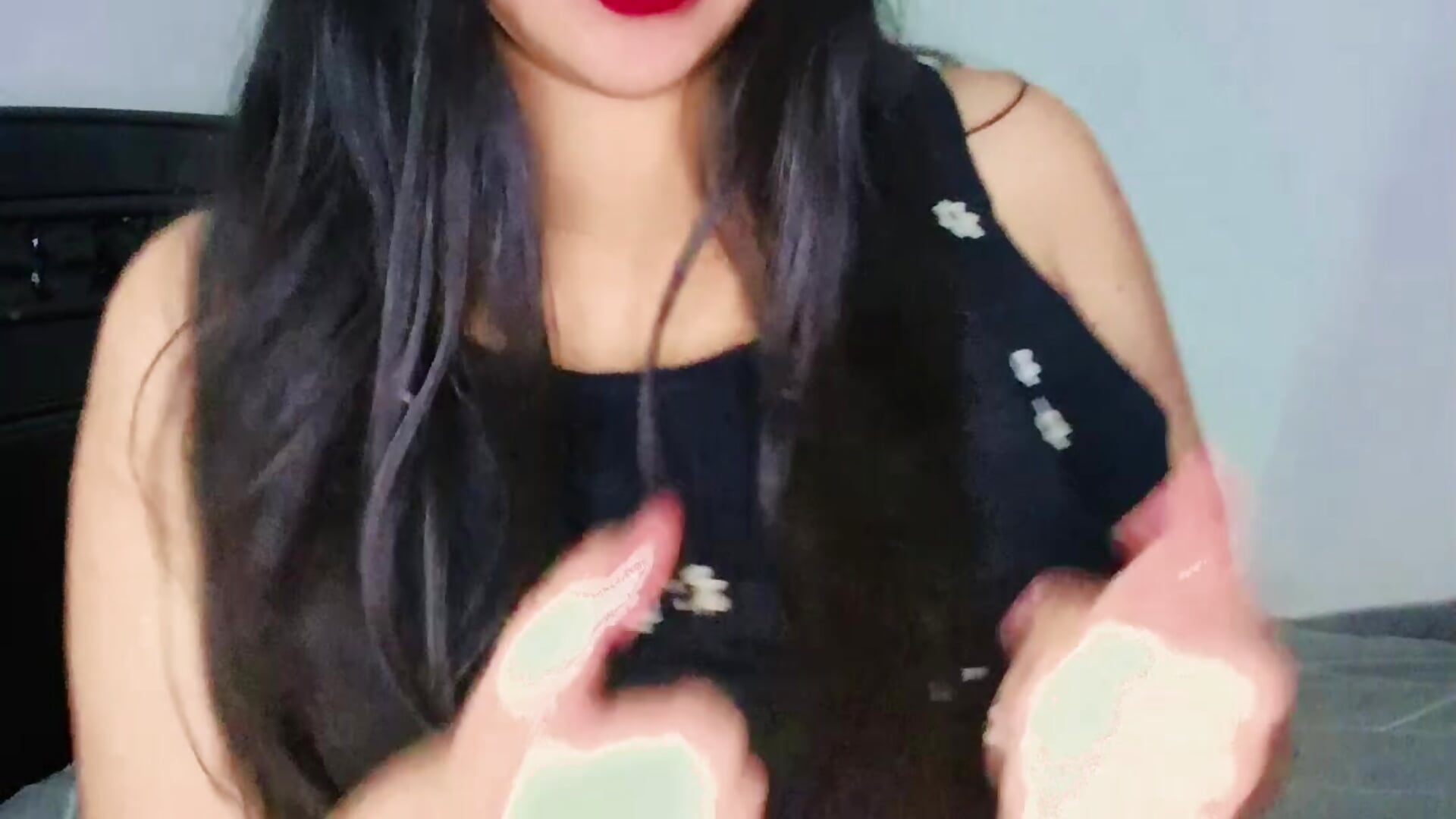 2025-10-07-195716933 - video by Isabella_175 cam model