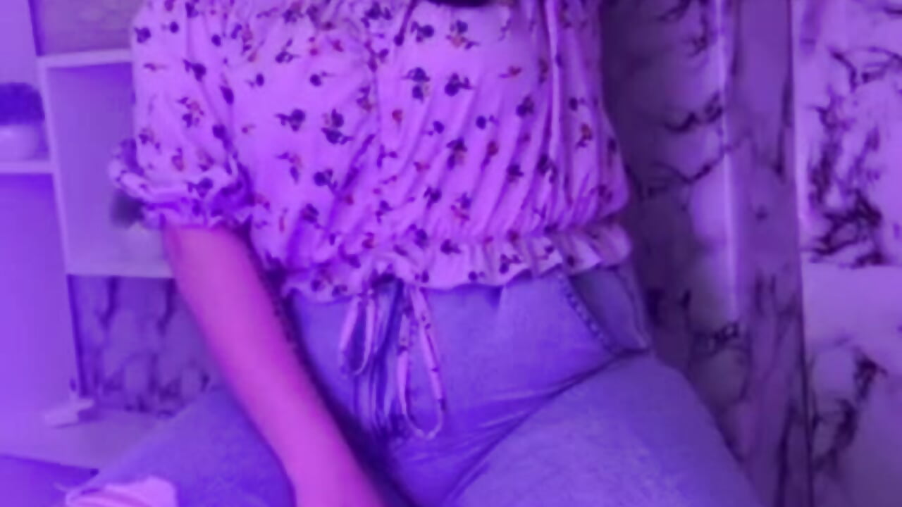 kiss you💘 - video by AmyGrante cam model