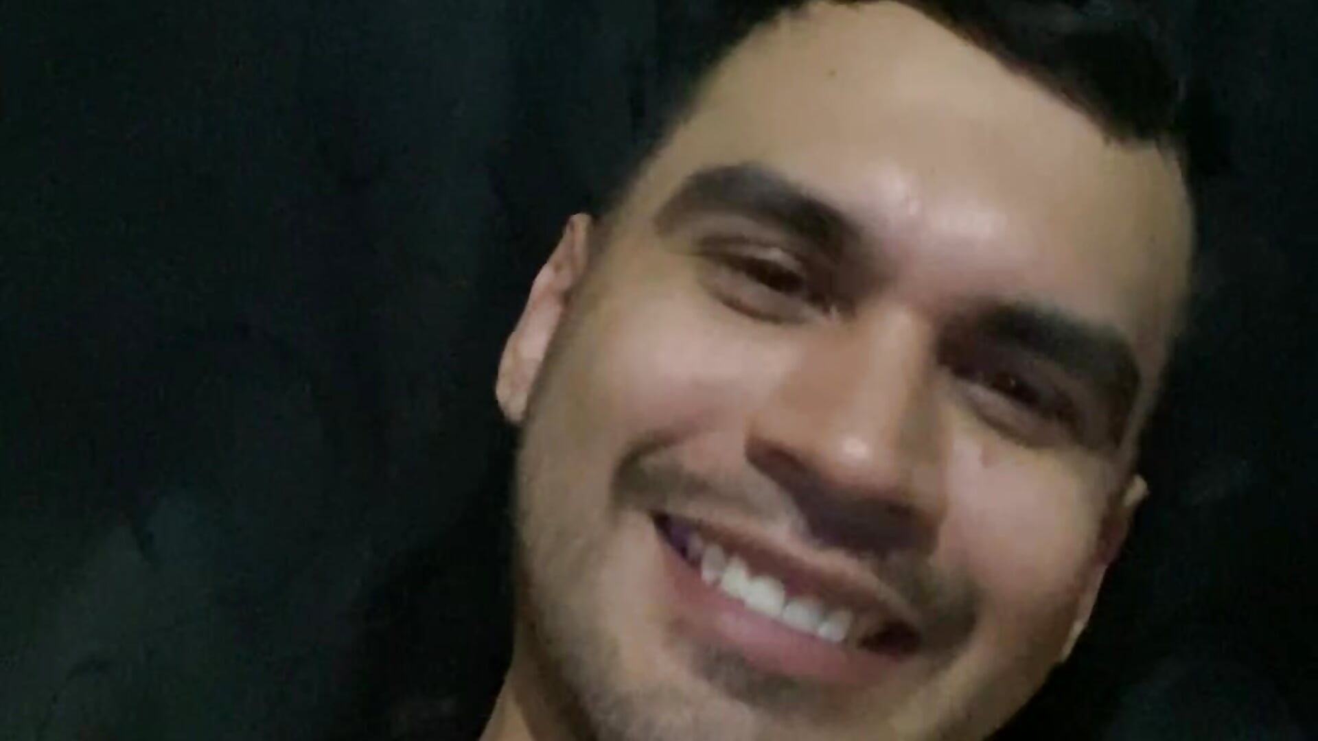 Kiss - video by hamiltong cam model